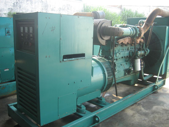 铁锋租赁发电机- 发电机碳刷磨损的原因是什么