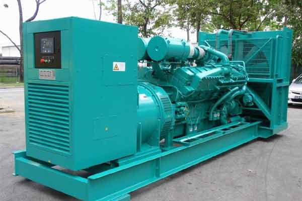 铁锋柴油发电机组电压不稳定怎样维修？