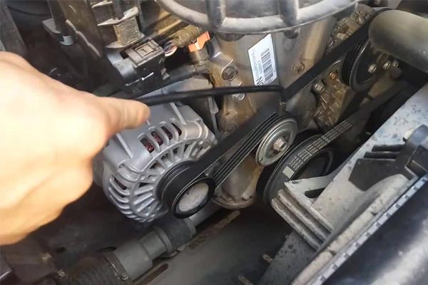 铁锋转速传感器的工作原理是什么？