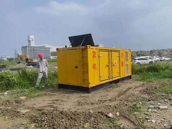 铁锋冬季低温环境下，发电机组启动电瓶的容量需求是否会增加？